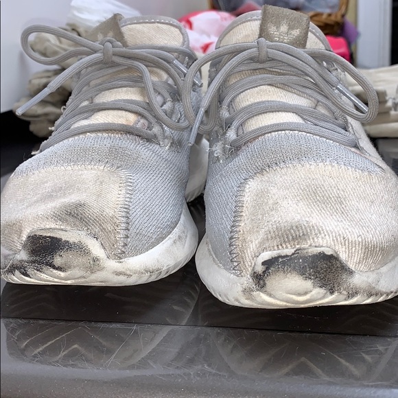 Kid’s Adidas Tubular Shadow’s in Grey Size 5.5 - Picture 2 of 6